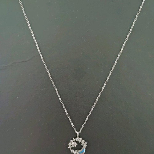 Moon and stars necklace stainless steel new, silver