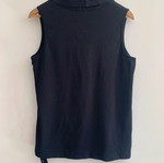 Black sleeveless top size L