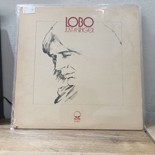 Lobo Just A Singer vinyl used, folk