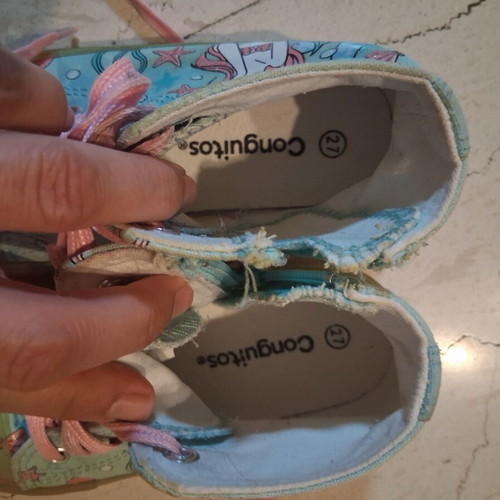 Conguitos Girls' Athletic Shoes Size 27 Like New Pink and Turquoise