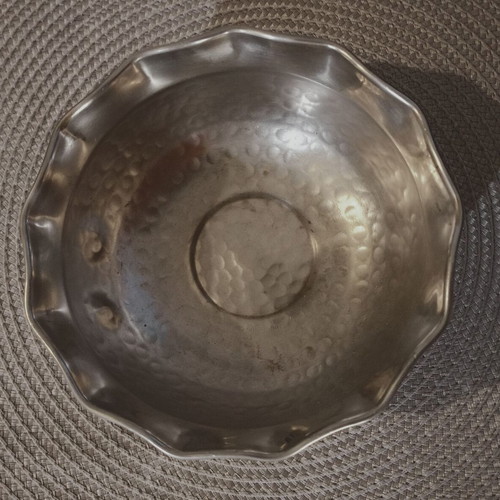 Metal decorative item used with perimeter detail