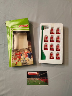Subbuteo Team 63000 used with 214 South Korea, Bayern Muenchen, Barnsley