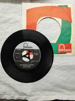 Nana Mouskouri vinyl record used, 45 rpm, classical