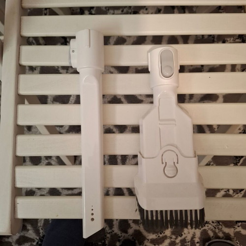 Eufy HomeVac S11 Reach rechargeable 2-in-1 stick & handheld vacuum 25.2V white used