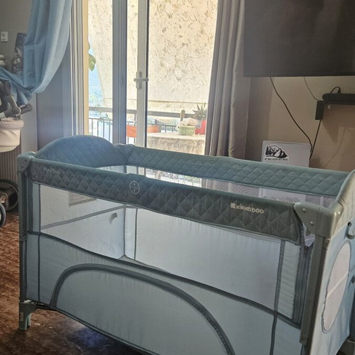 Kikka Boo Milky Way Playpen like new, 2 levels, portable crib