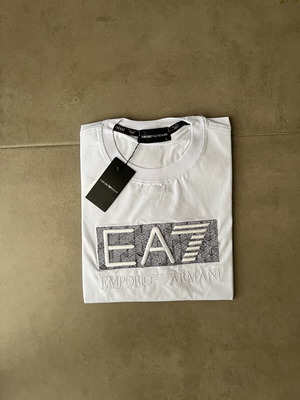EA7 T-shirt Armani Exchange new, size L, black