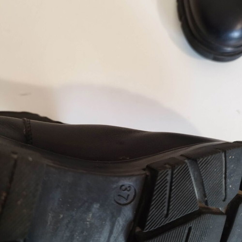 Nak leather Chelsea boots black, like new, size 37