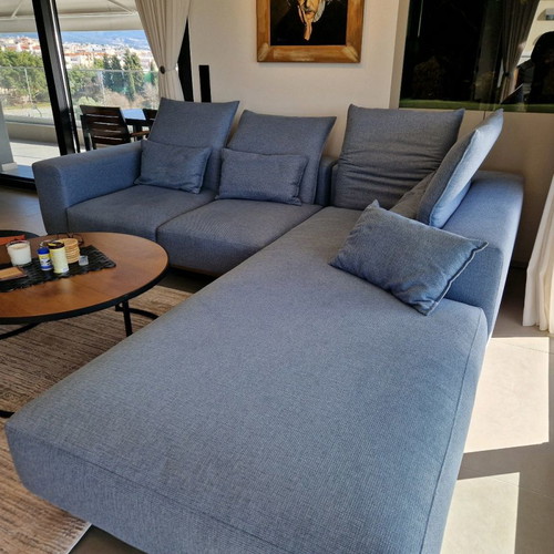 Corner sofa like new