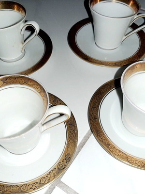 Japanese cups with gilded details like new, all together