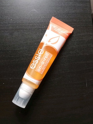 Essie nail apricot cuticle oil (λαδακι νυχιών και επωνυχιων)