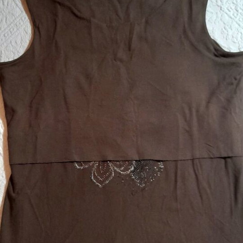 Brown sleeveless top with embroidered sequins like new