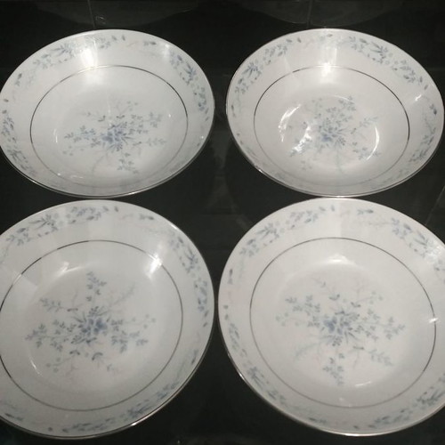 Noritake Carolyn deep soup plates 4 pcs new, bone china