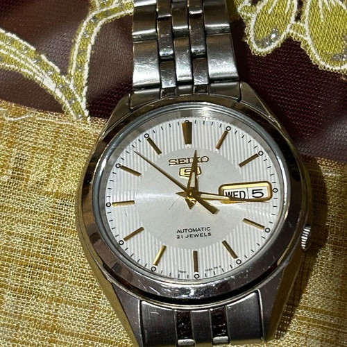 Seiko mechanics 21 jewels watch, 38mm case