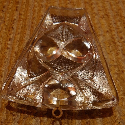 Vintage glass paperweight like new, wall mountable