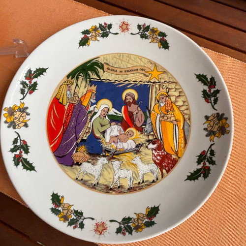 Decorative religious plate like new with stand, 32 cm diameter