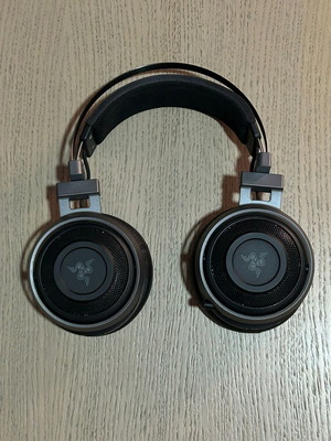 Razer Nari Ultimate ακουστικά gaming μεταχειρισμένα, ενσύρματη σύνδεση