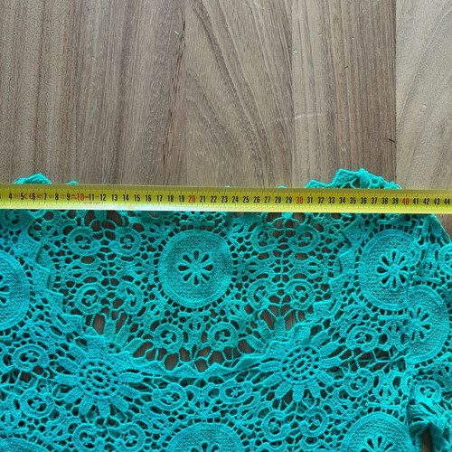 Crochet blouse emerald green like new, size M