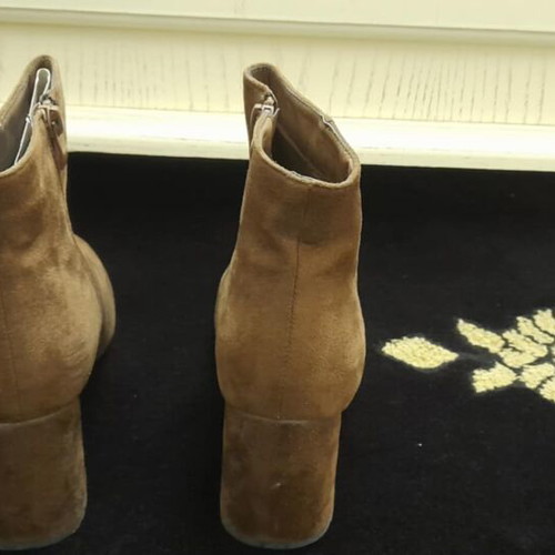 Women's ankle boots like new, low square heel, beige brown