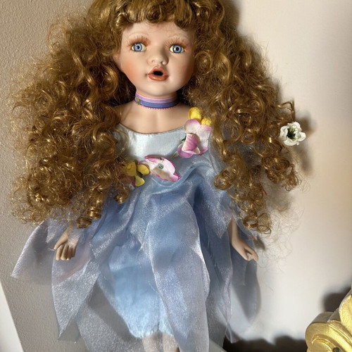 Porcelain doll fairy like new
