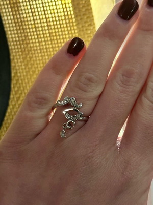 Δαχτυλίδι σχέδιο χείλη μουστάκι καινούργιο με στρασάκι