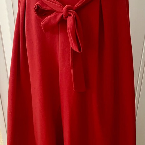 Red palazzo pants with belt used, sizes M and L