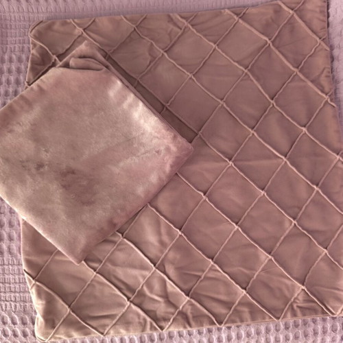 Set of four pink velvet pillowcases new 40x40