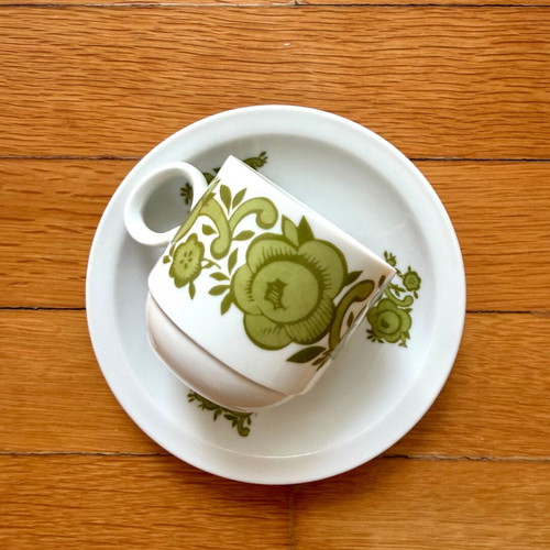 Bavaria Schumann Arzberg Coffee Cup used, white with green flowers