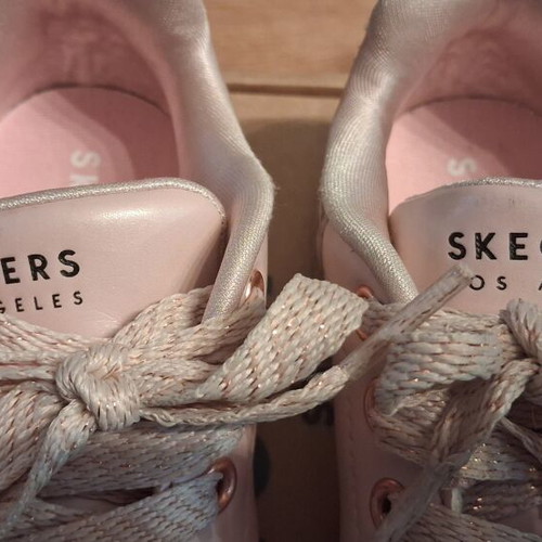Skechers Hi Ridge girls' sneakers size 28, pink with star details