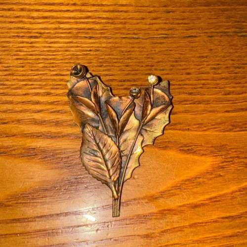 Pins brooches used, vintage, various designs