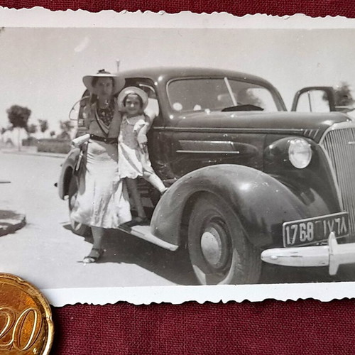 Chevrolet Master 1937 vintage photo like new, classic car 1930s