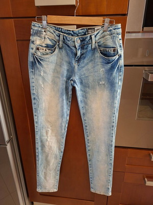 TRF low-rise jeans size 38 like new, blue