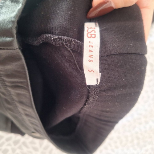 BSB Small leggings leather front, elastic fabric back, like new, black
