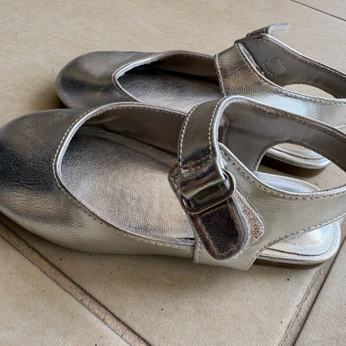 Zara silver baby ballet flats like new, size 24