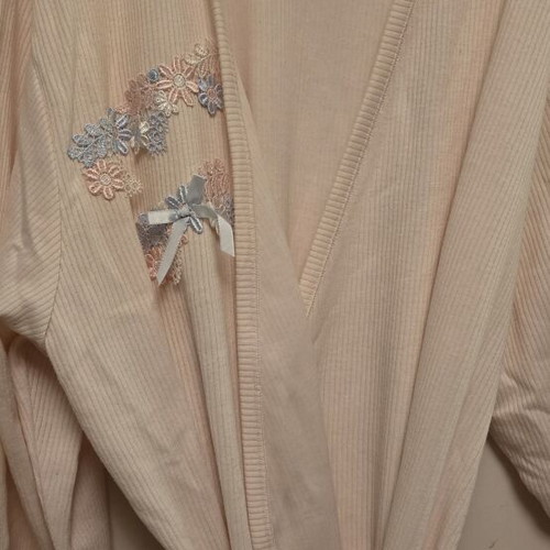 Tres Jolie robe like new, pink, one size