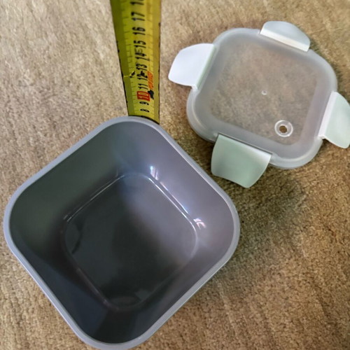 Smash food container used, grey with airtight lid