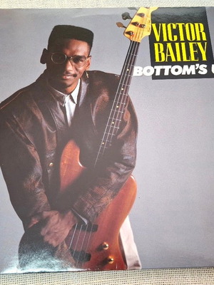 Victor Bailey Bottom's Up LP, τζαζ