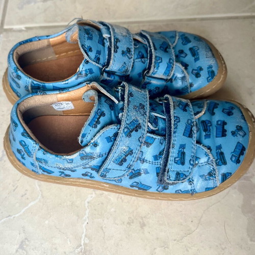 Froddo Barefoot leather shoes size 29 used, blue