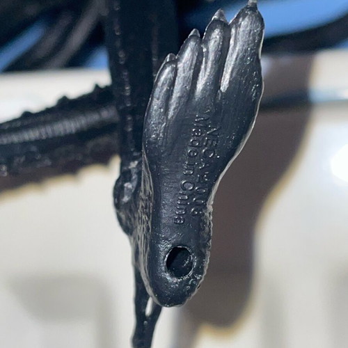 Alien action figure used, 24 cm, damaged right arm