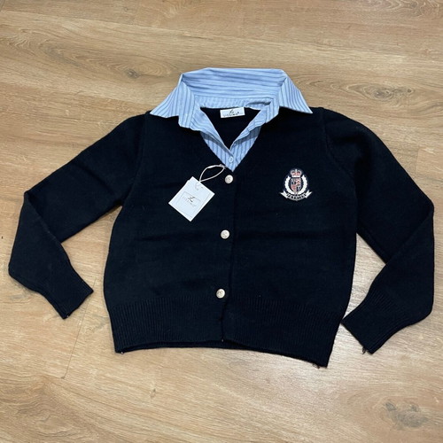 Sweater brand new, one size, black