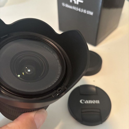 Canon RF 15-30mm F4.5-6.3 IS STM lens, like new