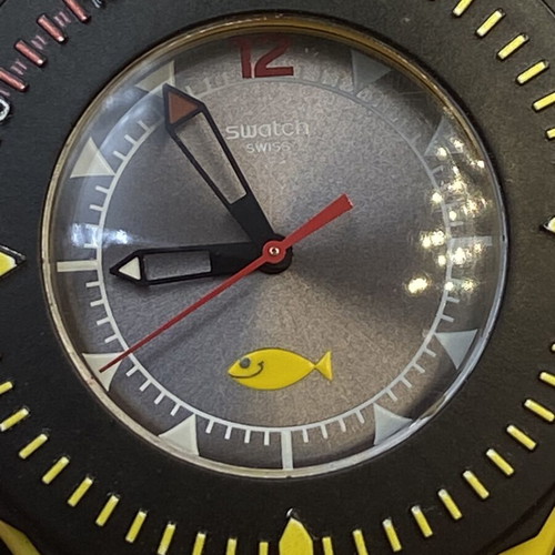 Swatch Scuba Libre Bumble Dive watch like new, yellow