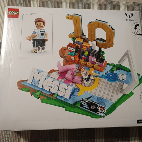 Lego Editions Messi, Mbappe, Ronaldo, Vini Jr new condition