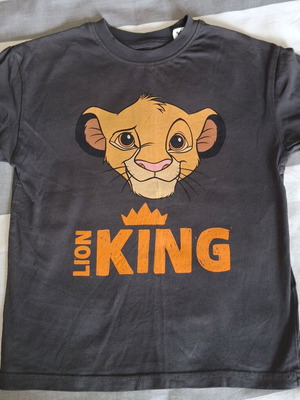 Lion King κοντομάνικη μπλούζα H&M μαύρη μεταχειρισμένη, μέγεθος 116 cm
