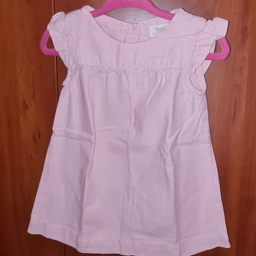 Pack of 8 baby dresses like new for 6-9 months girl
