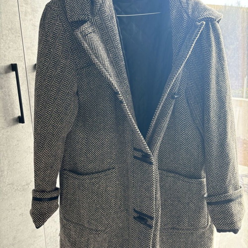 Long-sleeve coat like new, gray, size large