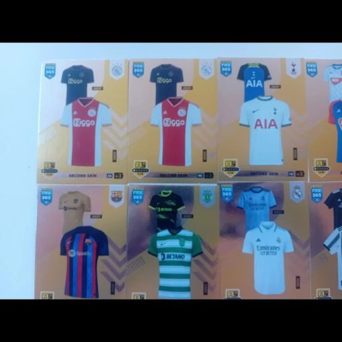 Panini FIFA 365 Adrenalyn 365 Second Skin collectible cards pack of 8 used
