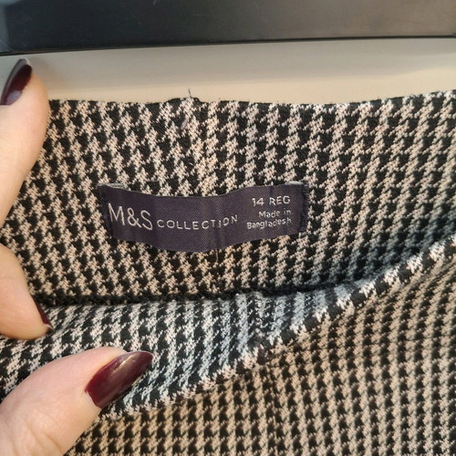 Marks & Spencer leggings pants like new with red stripe XL