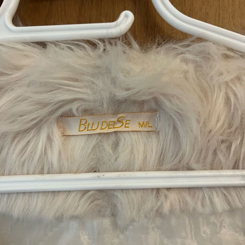 BluDeSe sleeveless fur vest like new, white/beige, M/L