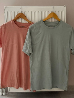 LC Waikiki T-shirt combo pack 2x size Small like new