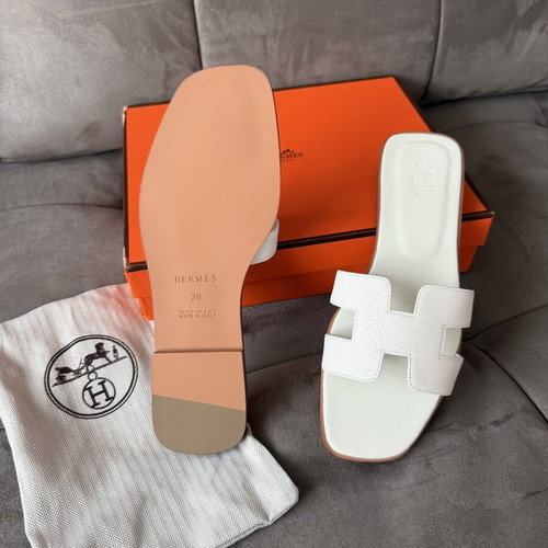 Γυναικεία παντόφλες Hermes μέγεθος 39 καινούργιες